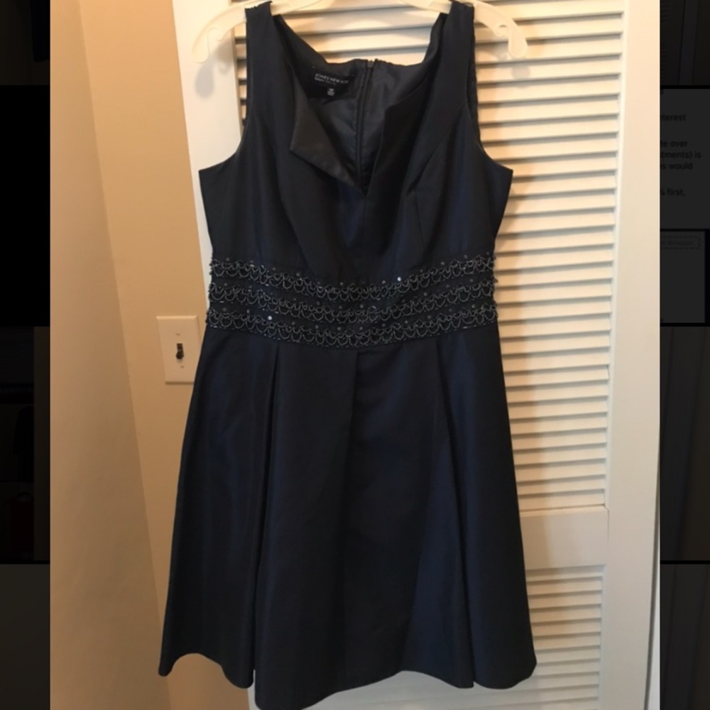 Jones New York dress. Worn once for a wedding